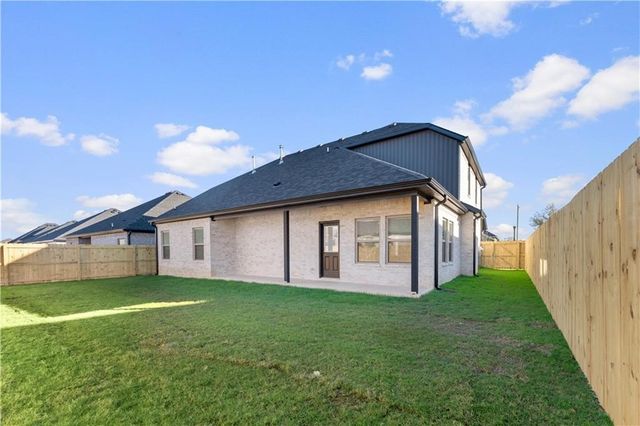 6910 SW Orange Avenue, Bentonville, AR 72713