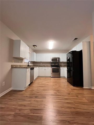 5670 Windswept Trace, Sugar Hill, GA 30518