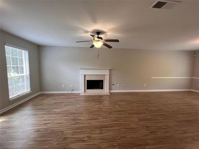 5670 Windswept Trace, Sugar Hill, GA 30518