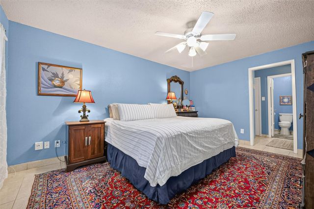 11562 Bellspring Drive, Houston, TX 77072