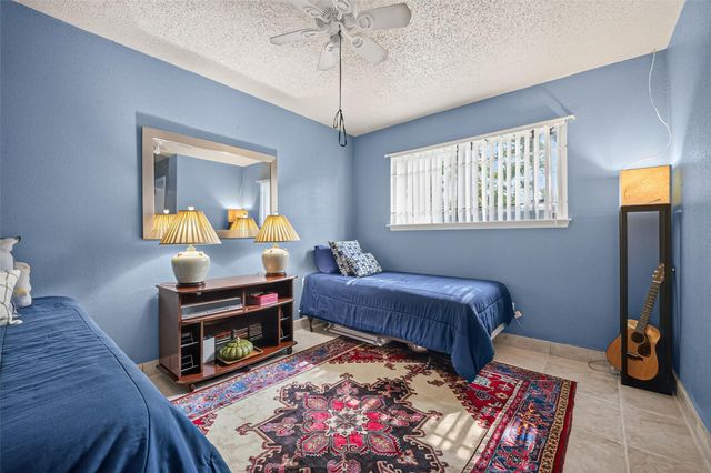 11562 Bellspring Drive, Houston, TX 77072