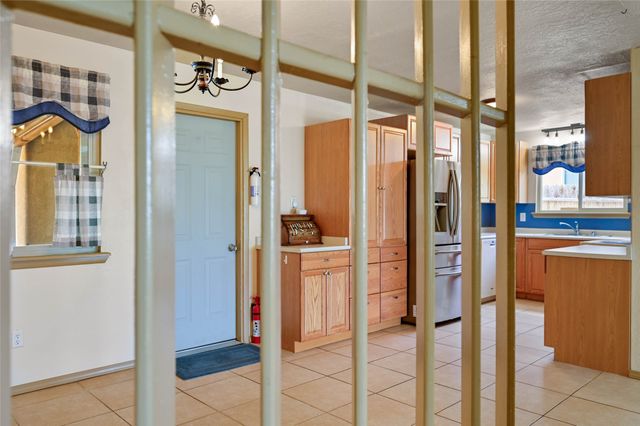 2416 Avenida De Las Campanas, Santa Fe, NM 87507