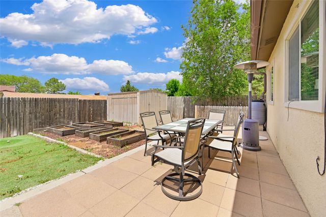 2416 Avenida De Las Campanas, Santa Fe, NM 87507