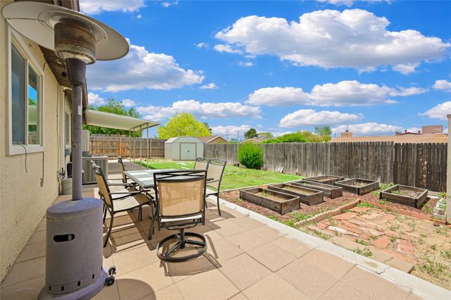 2416 Avenida De Las Campanas, Santa Fe, NM 87507