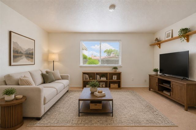 2416 Avenida De Las Campanas, Santa Fe, NM 87507