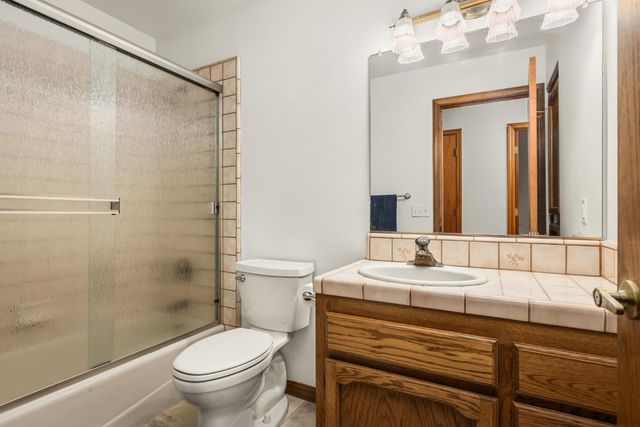 17608 Lake Forest Dr, Penn Valley, CA 95946