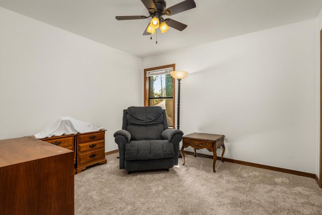 17608 Lake Forest Dr, Penn Valley, CA 95946