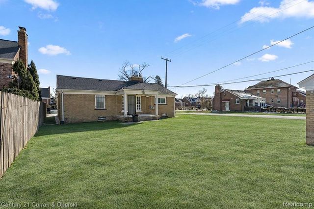 15805 Lindsay Street, Detroit, MI 48227