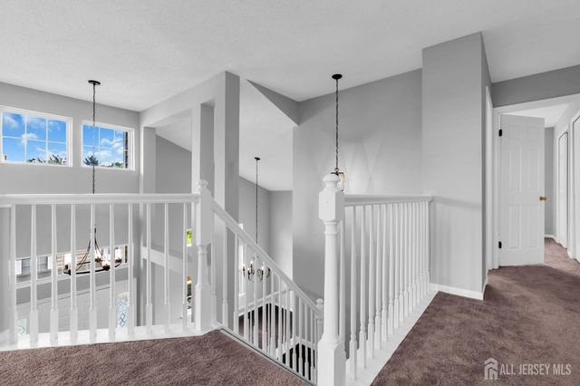8 Pine Valley Lane, Monroe, NJ 08831