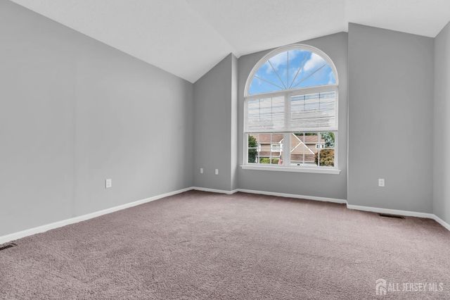 8 Pine Valley Lane, Monroe, NJ 08831