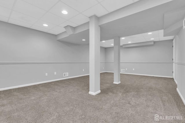 8 Pine Valley Lane, Monroe, NJ 08831