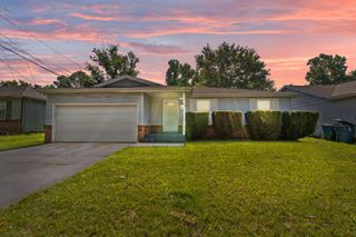 2420 South Fort Avenue, Springfield, MO 65807