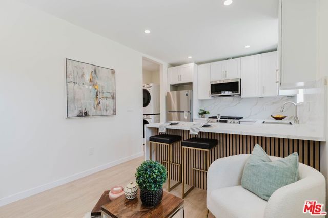 13245 Calcutta Street, Los Angeles, CA 91342