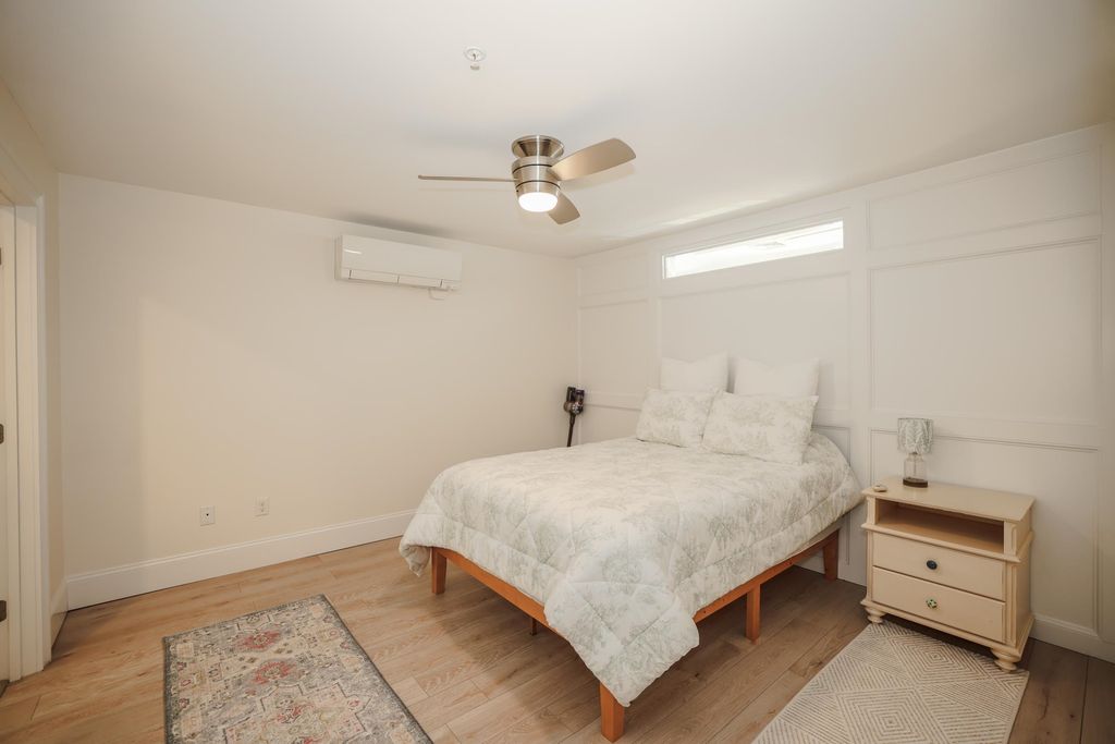 Image 13 of property listing at 580 Winnacunnet Rd Unit 105, Hampton, NH 03842