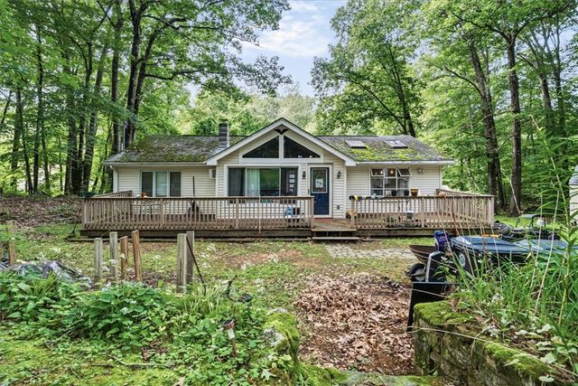 87 Tower Hill Road, Cumberland, RI 02864