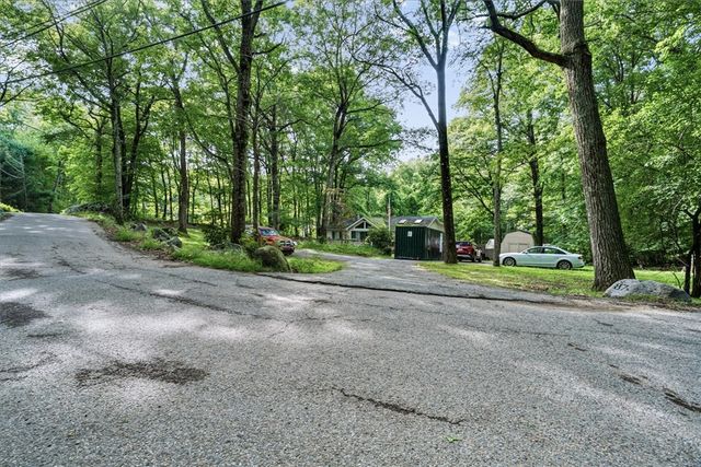 87 Tower Hill Road, Cumberland, RI 02864