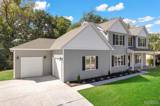 683 Bellerive Estates Drive, St Louis, MO 63141
