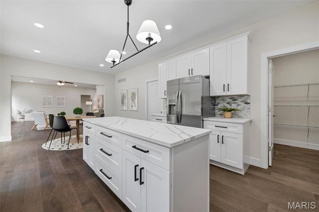 683 Bellerive Estates Drive, St Louis, MO 63141
