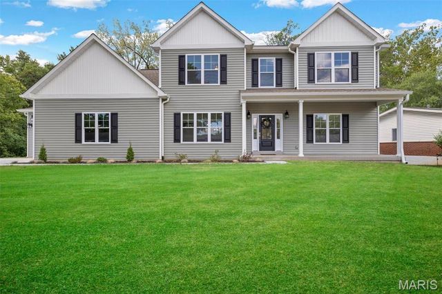 683 Bellerive Estates Drive, St Louis, MO 63141