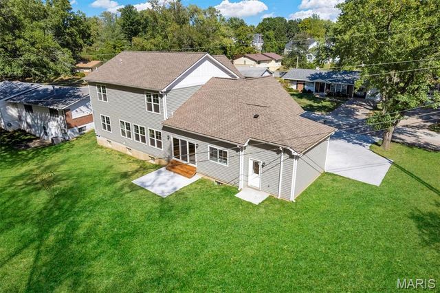 683 Bellerive Estates Drive, St Louis, MO 63141