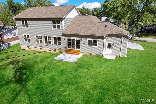 683 Bellerive Estates Drive, St Louis, MO 63141