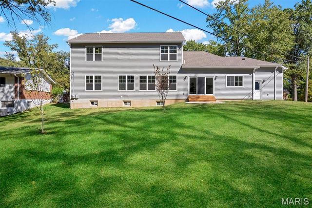 683 Bellerive Estates Drive, St Louis, MO 63141