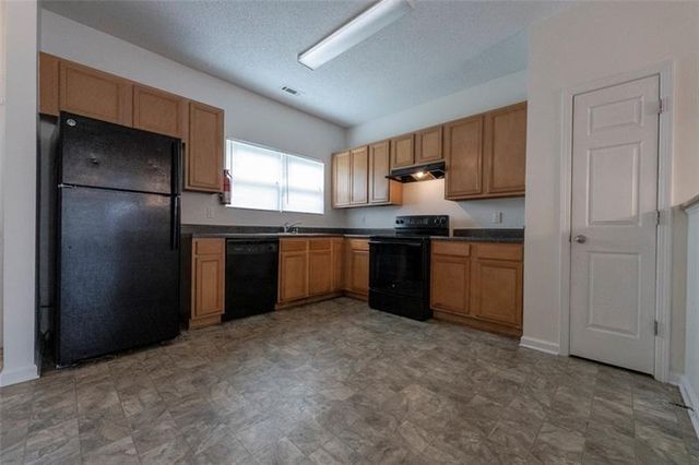6045 Capitol Knoll, Fairburn, GA 30213