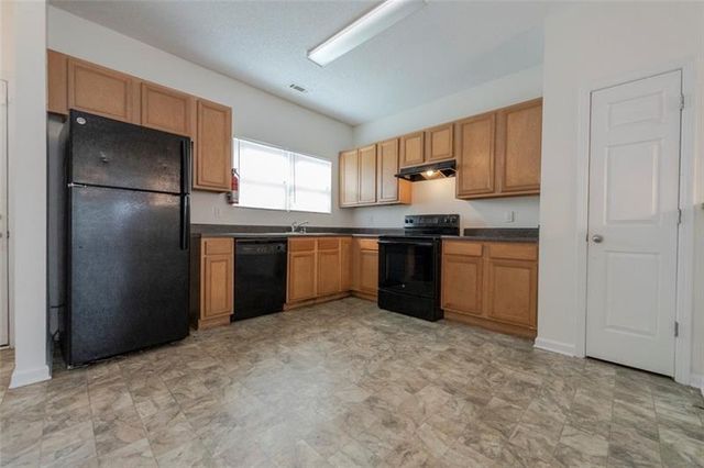 6045 Capitol Knoll, Fairburn, GA 30213