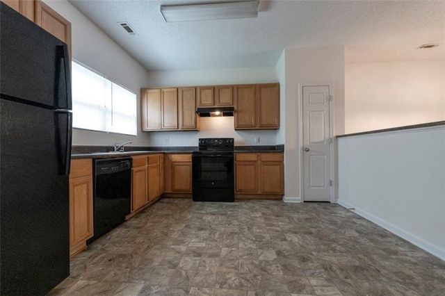 6045 Capitol Knoll, Fairburn, GA 30213
