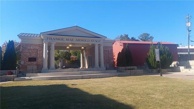 6045 Capitol Knoll, Fairburn, GA 30213