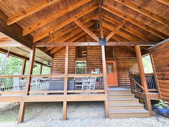 799 Cherokee Oaks Road, Murphy, NC 28906