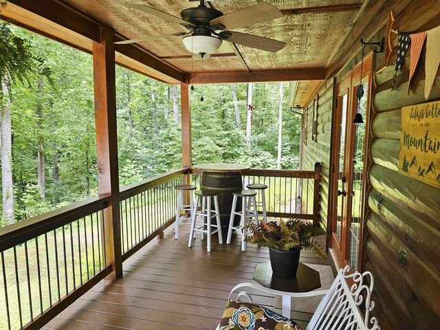 799 Cherokee Oaks Road, Murphy, NC 28906