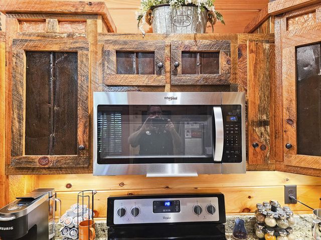 799 Cherokee Oaks Road, Murphy, NC 28906