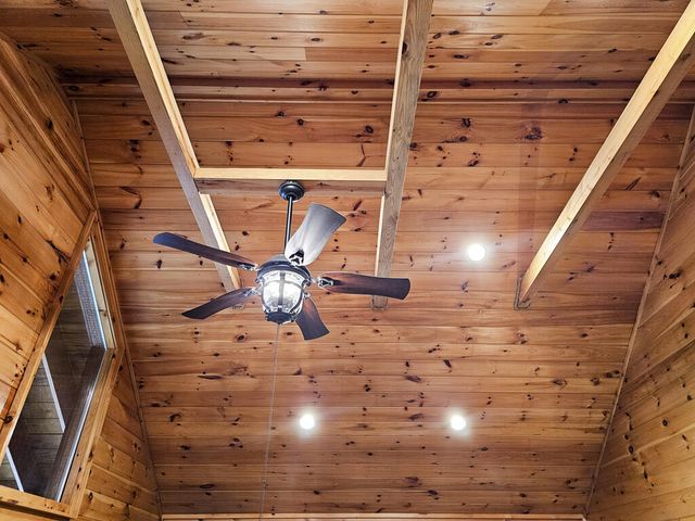 799 Cherokee Oaks Road, Murphy, NC 28906