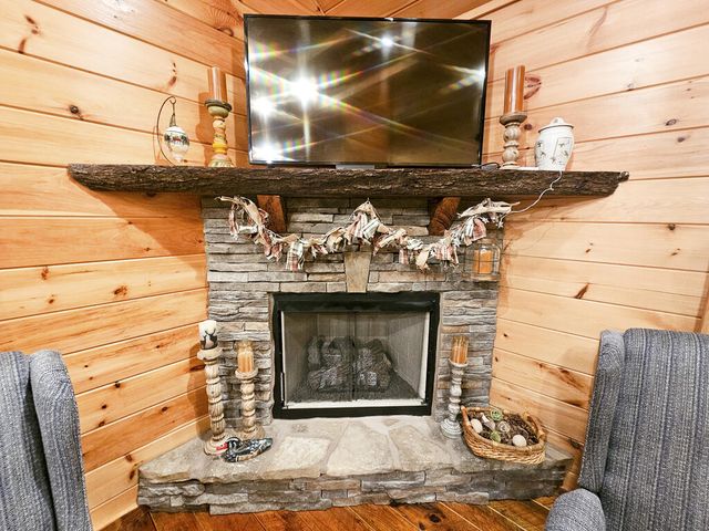 799 Cherokee Oaks Road, Murphy, NC 28906