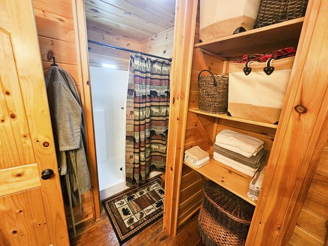 799 Cherokee Oaks Road, Murphy, NC 28906