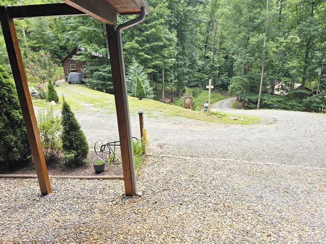 799 Cherokee Oaks Road, Murphy, NC 28906