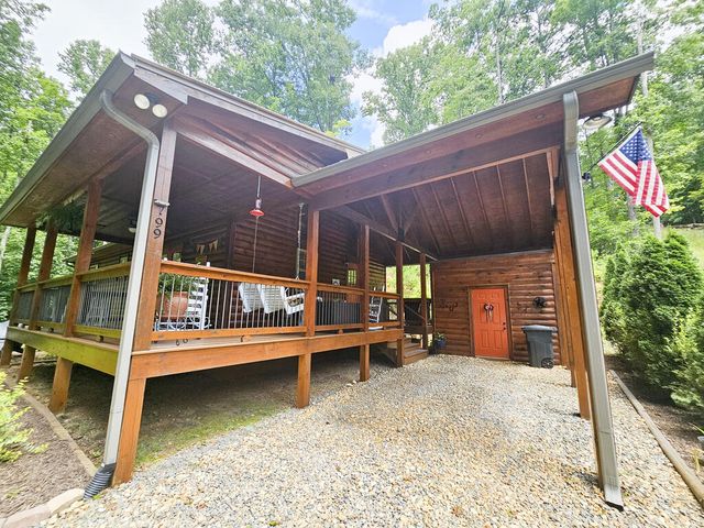 799 Cherokee Oaks Road, Murphy, NC 28906