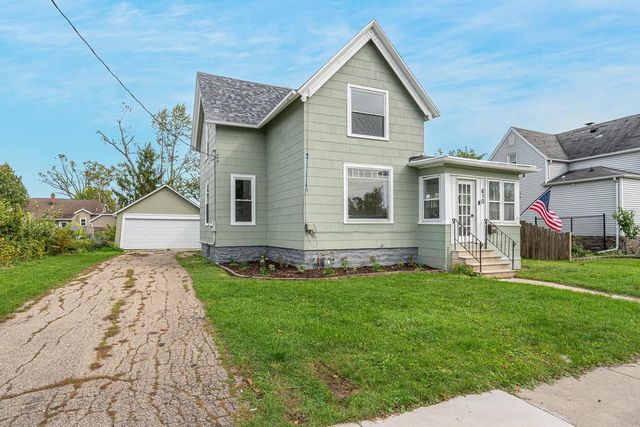410 NAYMUT STREET, Menasha, WI 54952