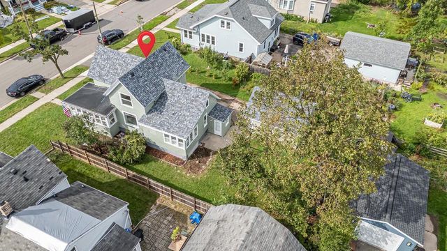 410 NAYMUT STREET, Menasha, WI 54952