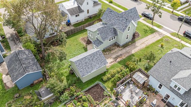410 NAYMUT STREET, Menasha, WI 54952