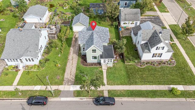 410 NAYMUT STREET, Menasha, WI 54952