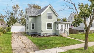 410 NAYMUT STREET, Menasha, WI 54952