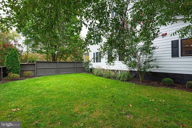 1000 CAMDEN AVE, Salisbury, MD 21801