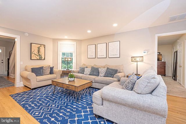 1000 CAMDEN AVE, Salisbury, MD 21801