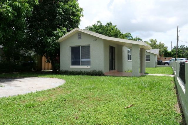 2431 S BROWN AVENUE, Orlando, FL 32806