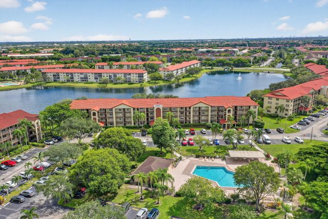 13055 SW 15th Court 407s, Pembroke Pines, FL 33027