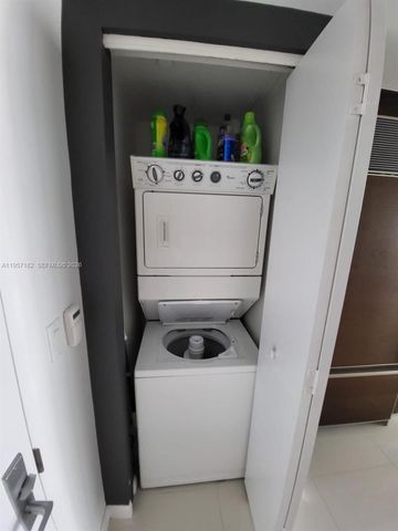 465 Brickell Ave 3804, Miami, FL 33131