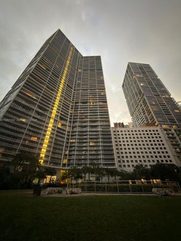 465 Brickell Ave 3804, Miami, FL 33131