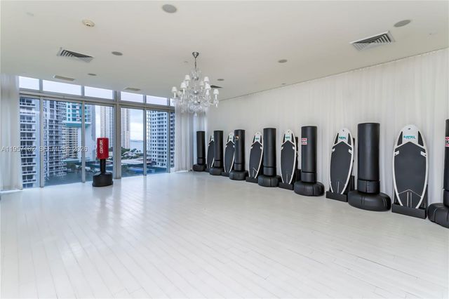 465 Brickell Ave 3804, Miami, FL 33131